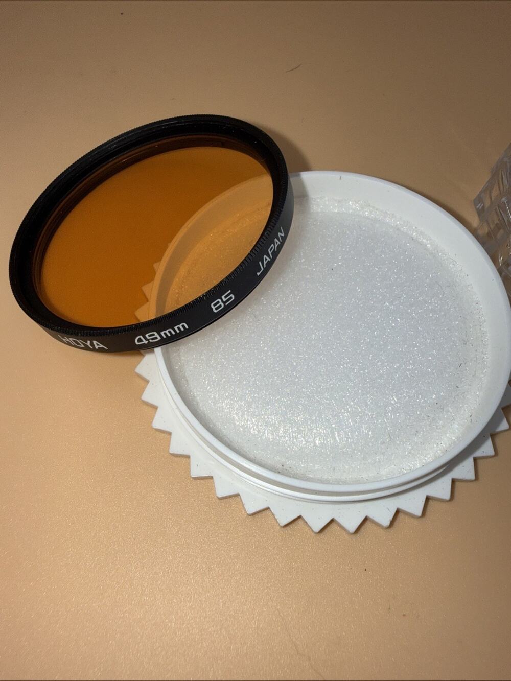 HOYA 49mm 85 filter, Warming , Made in Japan